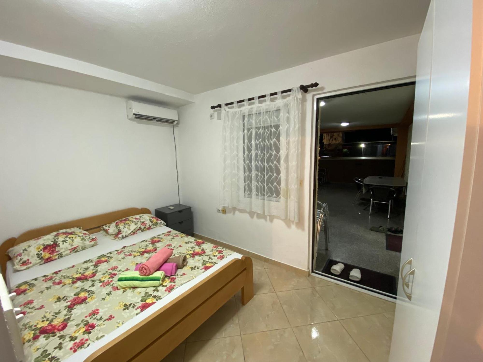 Apartments Zalli Ulcinj Buitenkant foto