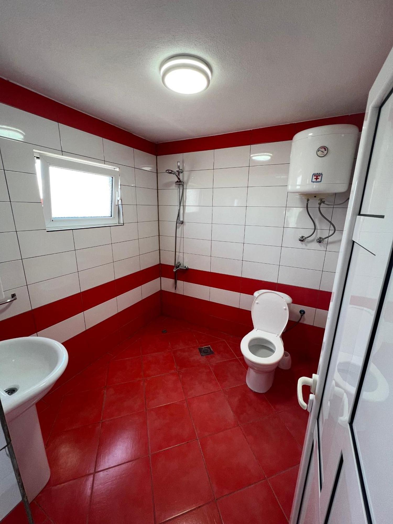 Apartments Zalli Ulcinj Buitenkant foto