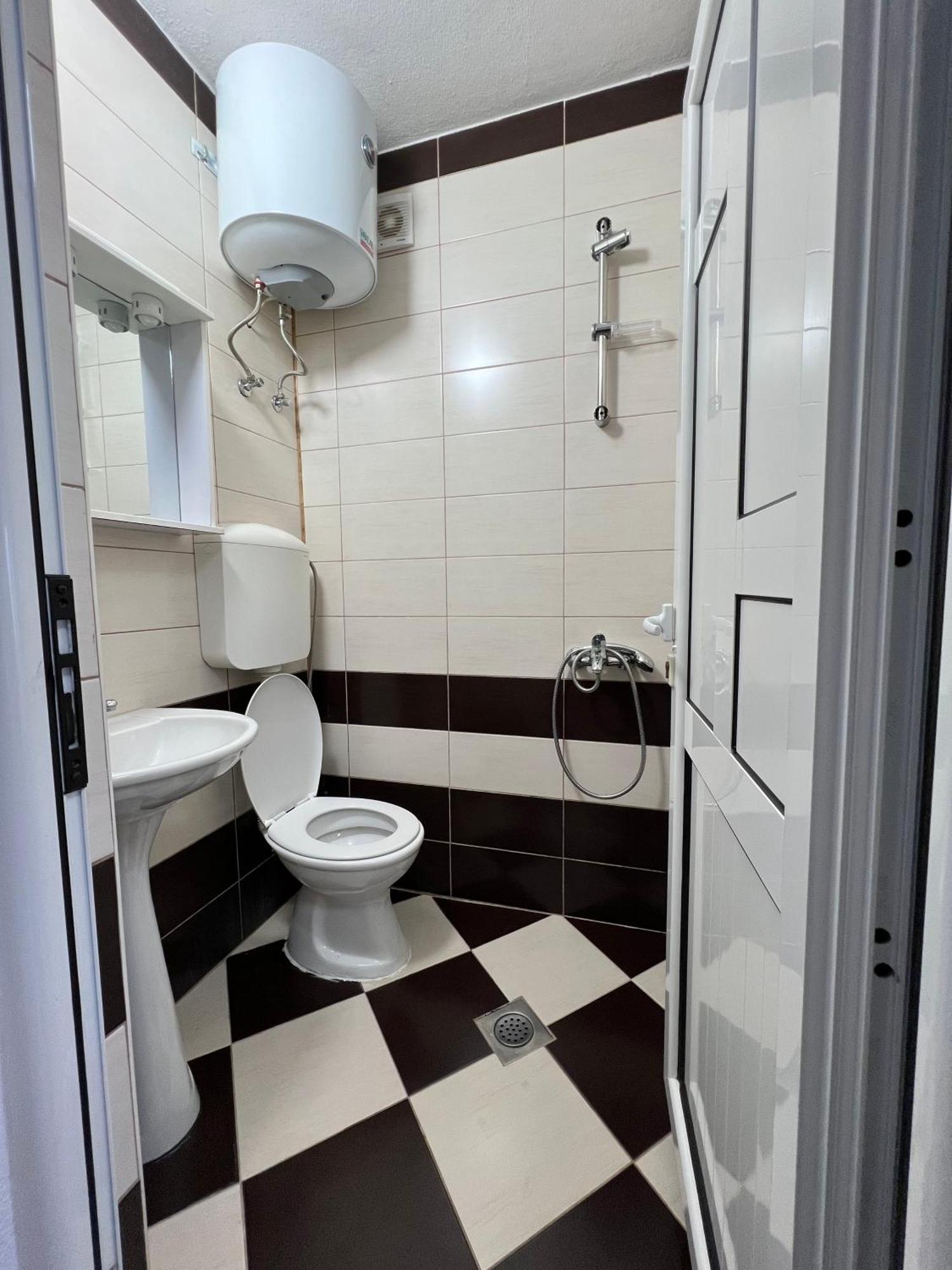 Apartments Zalli Ulcinj Buitenkant foto