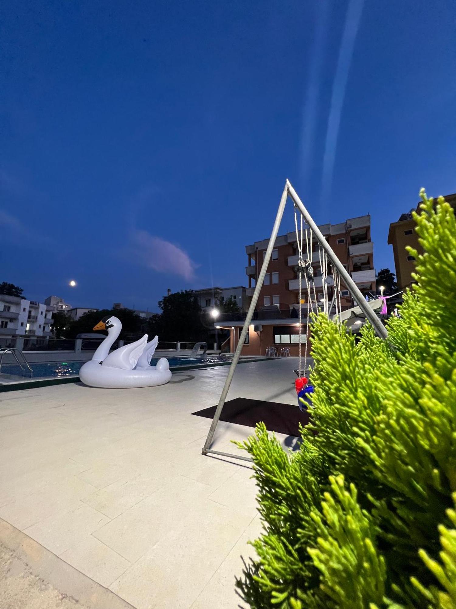 Apartments Zalli Ulcinj Buitenkant foto
